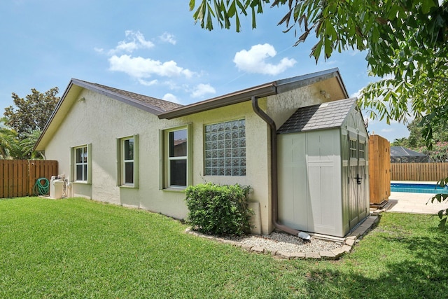 6085 Elmwood Dr, Boca Raton, FL 33433 - view of side of property with stucco siding