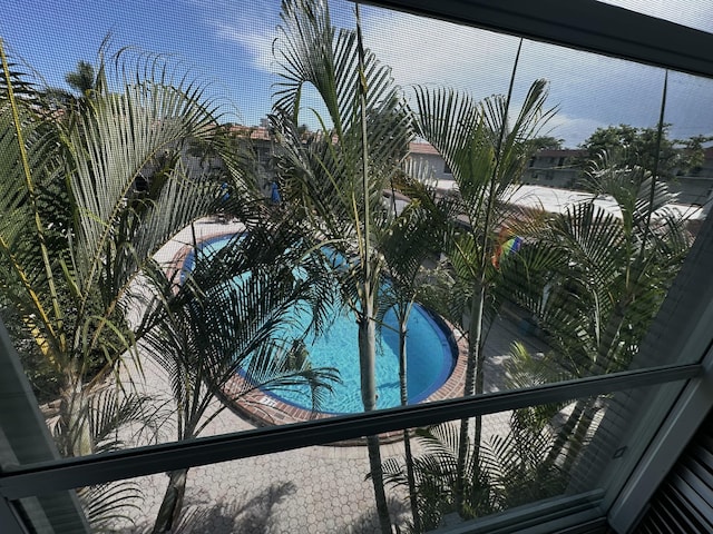 659 W Oakland Park Blvd Unit 206C, Oakland Park, FL 33311 - view of pool