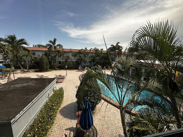 659 W Oakland Park Blvd Unit 206C, Oakland Park, FL 33311 - view of pool