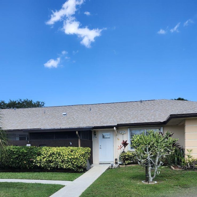 5794 Moss Ct Unit 7, Fort Pierce, FL 34982 - single story home with a front yard