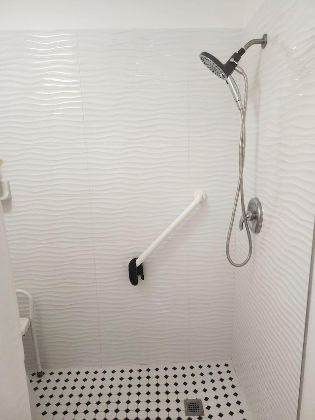 5794 Moss Ct Unit 7, Fort Pierce, FL 34982 - bedroom with a textured ceiling, wood finished floors, and ceiling fan