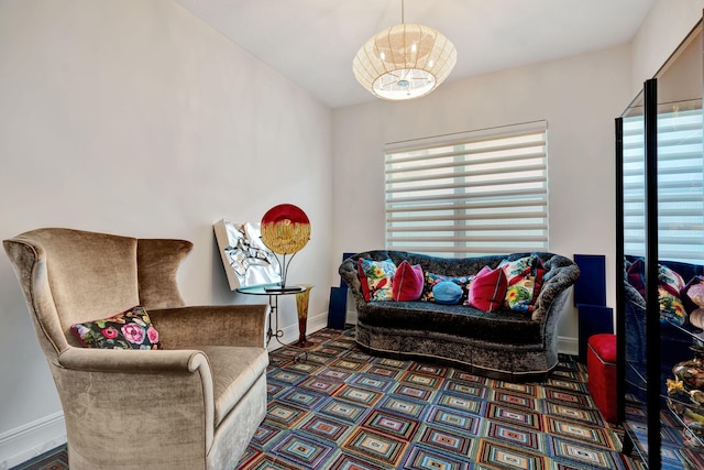 sitting room with baseboards