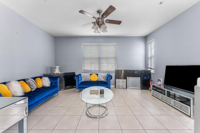 3518 Shoma Dr, Royal Palm Beach, FL 33414 - tiled living area featuring ceiling fan