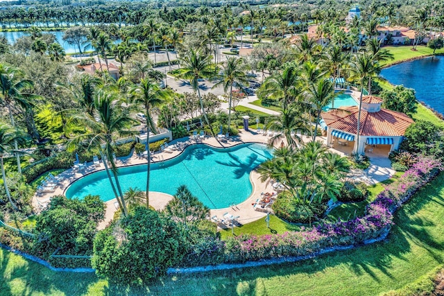 2211 Vero Beach Ln, West Palm Beach, FL 33411 - aerial view of a pool area and a large body of water