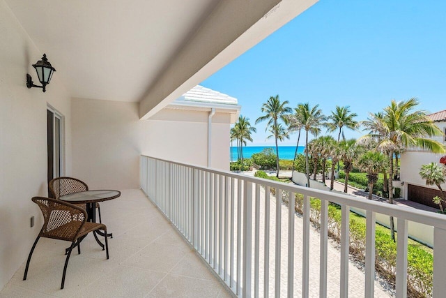 5900 Old Ocean Blvd Unit C6, Ocean Ridge, FL 33435 - balcony featuring a water view
