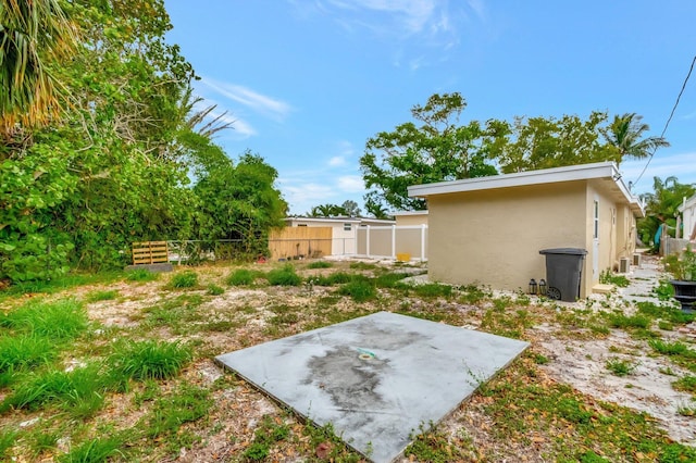 125 E Hart St, Lantana, FL 33462 - view of yard featuring a patio