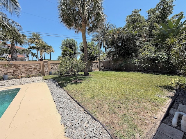1807 Crafton Rd, North Palm Beach, FL 33408 - view of yard