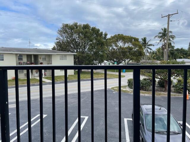 111 SE 1st St Unit 7, Boynton Beach, FL 33435 - view of balcony
