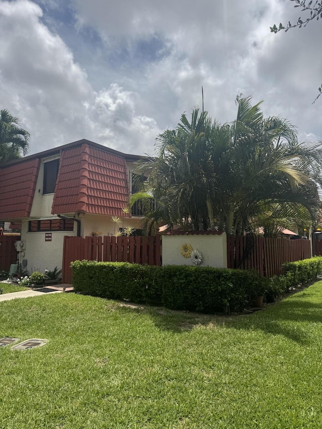 3918 Victoria Dr, West Palm Beach, FL 33406 - view of yard