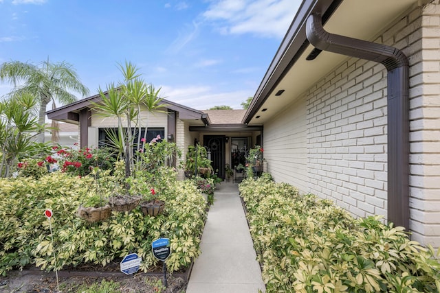 1 Danby Pl, Boynton Beach, FL 33426 - property entrance with brick siding