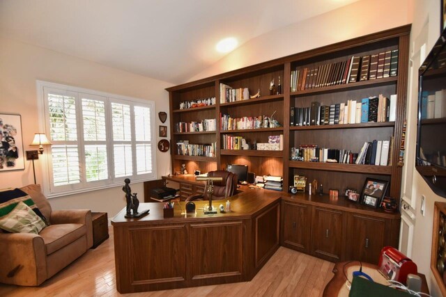 5845 NW 24th Ave Unit 1103, Boca Raton, FL 33496 - office area with lofted ceiling, light wood-style flooring, and built in study area