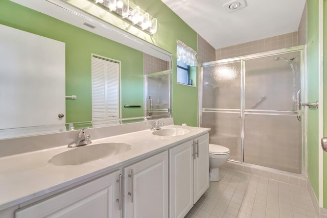 6078 Sunny Pointe Cir, Delray Beach, FL 33484 - full bath featuring tile patterned flooring, double vanity, a stall shower, and toilet