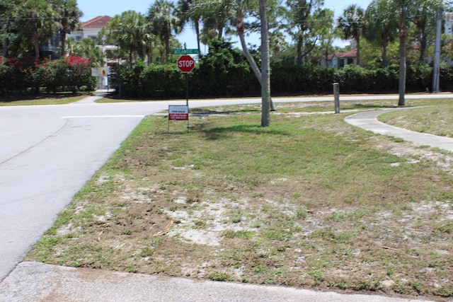 12015 Colony Ave, Palm Beach Gardens, FL 33410 - view of yard