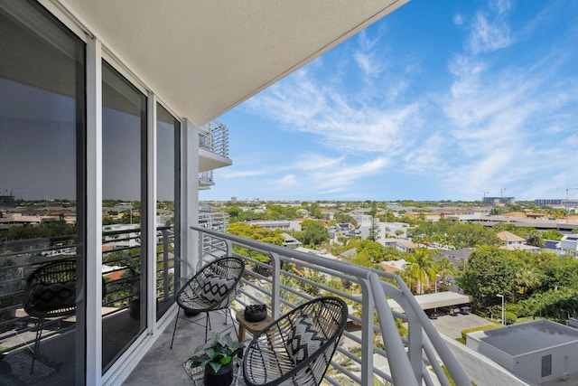 1551 N Flagler Dr Unit 804, West Palm Beach, FL 33401 - balcony with a view of city