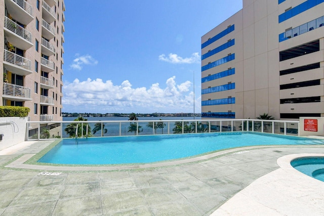 1551 N Flagler Dr Unit 804, West Palm Beach, FL 33401 - community pool with a patio area