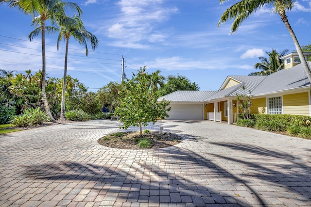 3020 SE St Lucie Blvd, Stuart, FL 34997 - view of decorative driveway