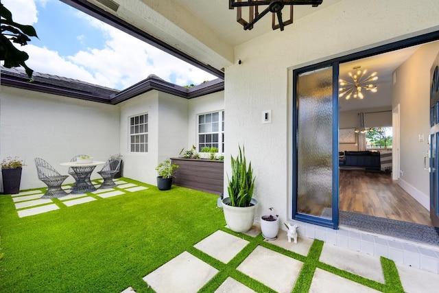 7340 Anadale Cir, Lake Worth, FL 33467 - view of grassy yard featuring ceiling fan and a patio area