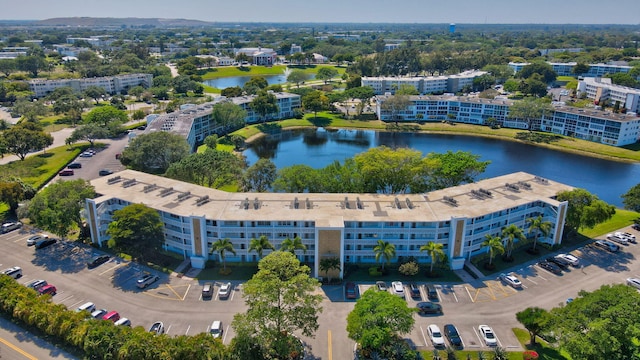 1044 Cambridge C Unit 1044, Deerfield Beach, FL 33442 - aerial view of a large body of water and apartment complex / building