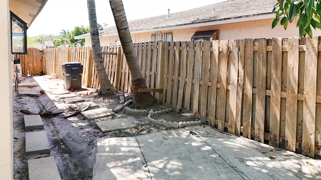 5701 Autumn Ridge Rd, Lake Worth, FL 33463 - view of patio featuring fence