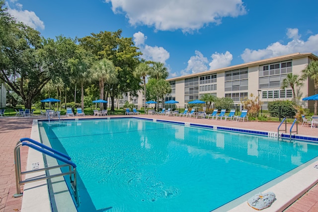 2301 Lucaya Ln Unit M3, Coconut Creek, FL 33066 - view of community pool