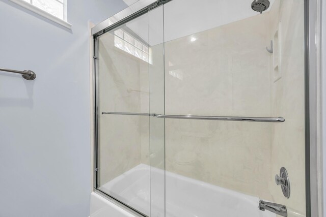 148 Cypress Cv, Jupiter, FL 33458 - full bath featuring combined bath / shower with glass door