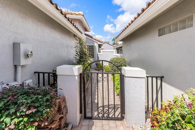 7338 Chorale Rd, Boynton Beach, FL 33437 - gate with fence