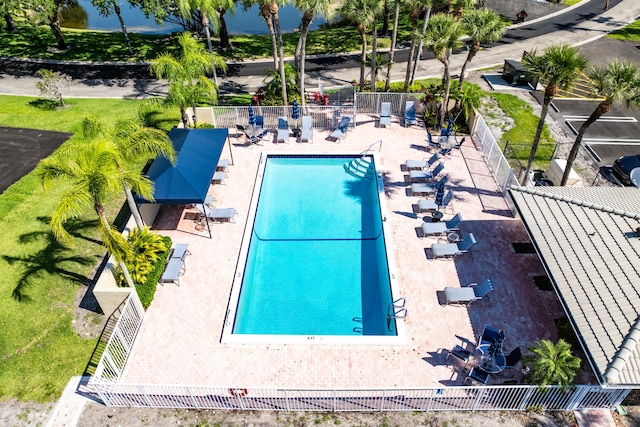 6 Stratford Dr E Unit D, Boynton Beach, FL 33436 - community pool featuring fence and a patio area