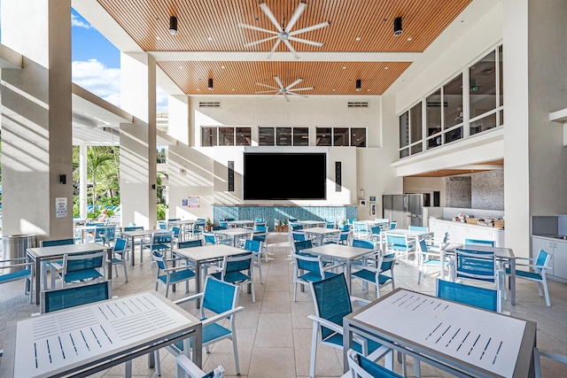 6 Stratford Dr E Unit D, Boynton Beach, FL 33436 - view of patio featuring a ceiling fan