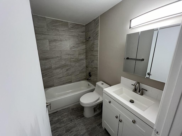 1432 Meadows Cir W, Boynton Beach, FL 33436 - full bathroom featuring toilet, tub / shower combination, and vanity