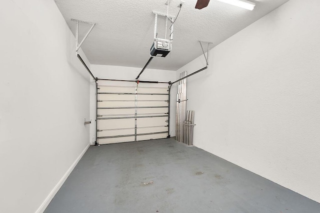 122 Ashley Ct, Jupiter, FL 33458 - garage featuring a garage door opener