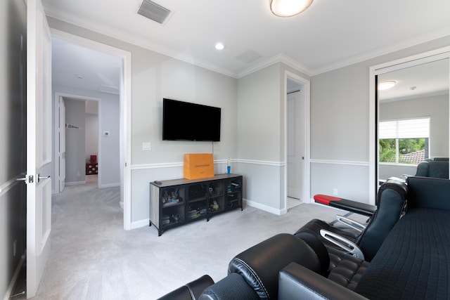 157 Esperanza Way, Palm Beach Gardens, FL 33418 - living room featuring carpet, baseboards, and crown molding