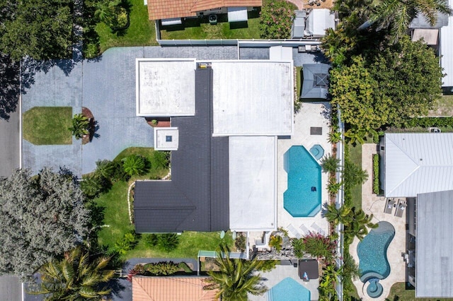 2611 NE 49th St, Lighthouse Point, FL 33064 - aerial view of a pool area