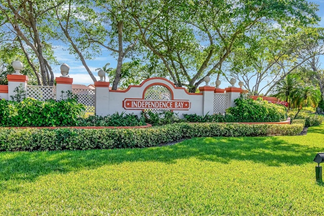 3 Independence Ct, Deerfield Beach, FL 33442 - community sign with a lawn