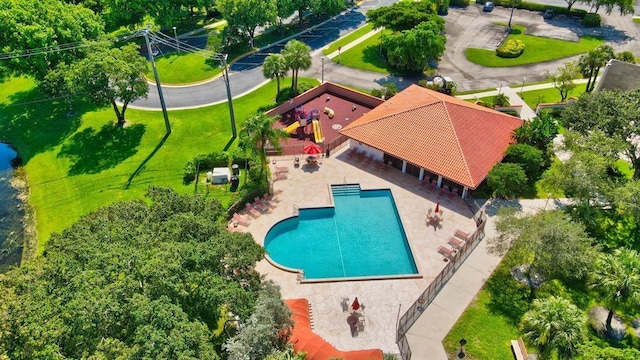 3 Independence Ct, Deerfield Beach, FL 33442 - view from above of property with a pool area