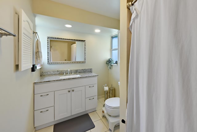 10687 Katmandu Ct, Boynton Beach, FL 33437 - bathroom with tile patterned flooring, vanity, toilet, curtained shower, and recessed lighting