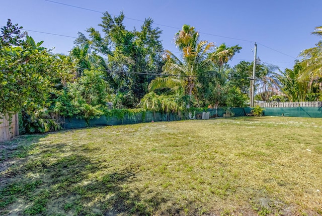 8888 SE Colony St, Hobe Sound, FL 33455 - view of yard