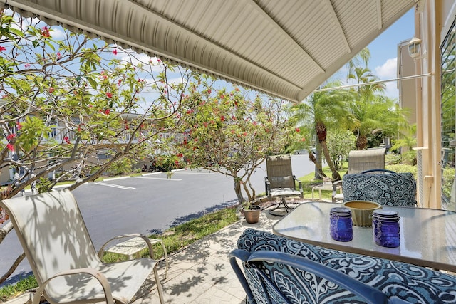2151 NE 1st Ct Unit 102, Boynton Beach, FL 33435 - view of patio
