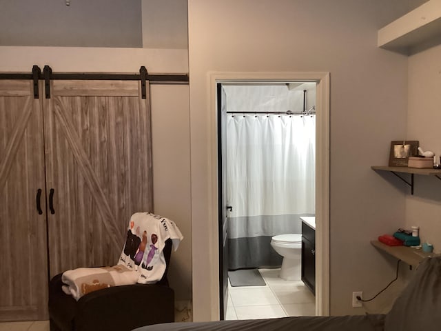 3834 SE 12th Dr, Okeechobee, FL 34974 - full bathroom with tile patterned floors, toilet, and curtained shower