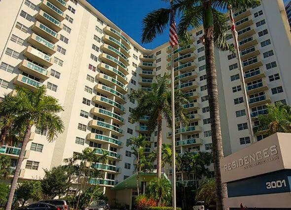 3001 S Ocean Dr S Unit 101, Hollywood, FL 33019 - view of apartment building / complex