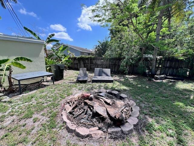 4928 Jefferson Rd, Delray Beach, FL 33445 - view of yard