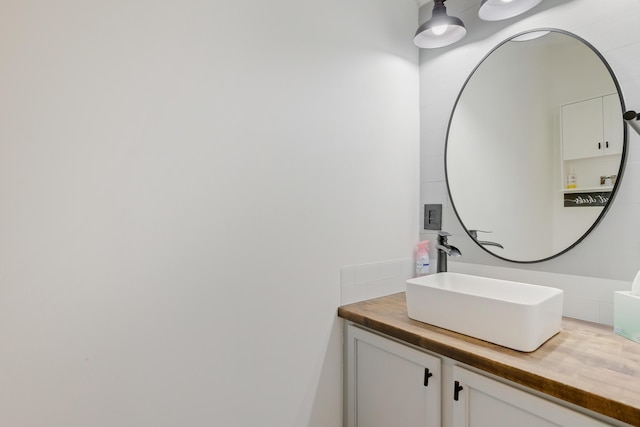 6936 Stoney Creek Cir, Lake Worth, FL 33467 - bathroom with vanity