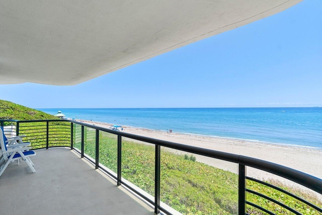 250 S Ocean Blvd Unit 2H, Boca Raton, FL 33432 - balcony with view of water and beach