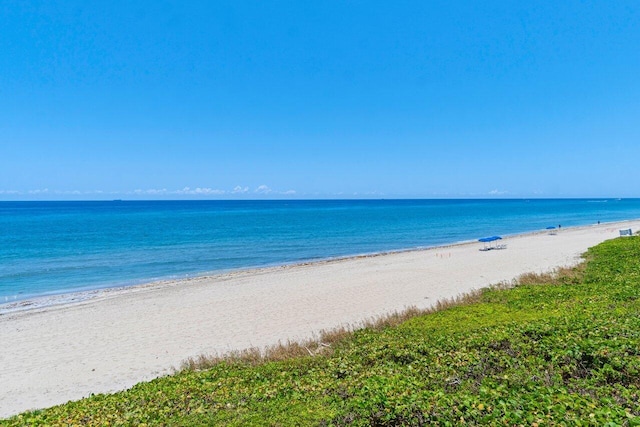 250 S Ocean Blvd Unit 2H, Boca Raton, FL 33432 - water view with nearby beach
