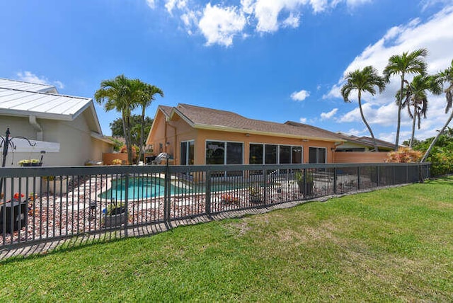 150 Beach Summit Ct, Jupiter, FL 33477 - view of swimming pool featuring a patio