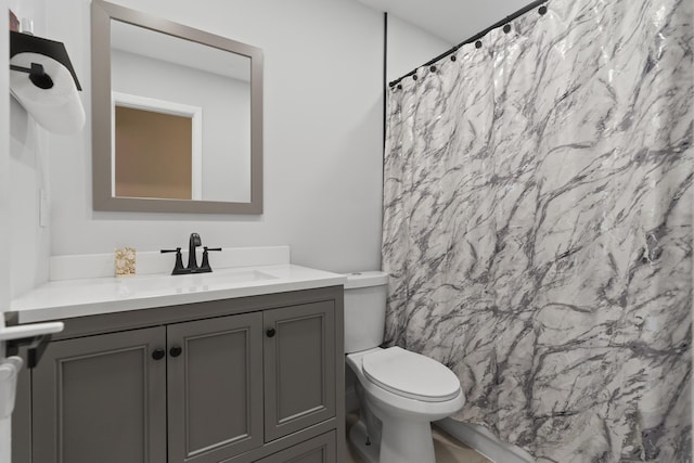 10650 NW 30th Pl Unit 1, Sunrise, FL 33322 - full bath featuring toilet, vanity, and curtained shower