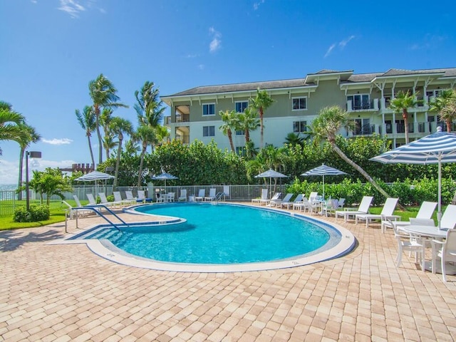 3554 Ocean Dr Unit 202, Vero Beach, FL 32963 - community pool with a patio