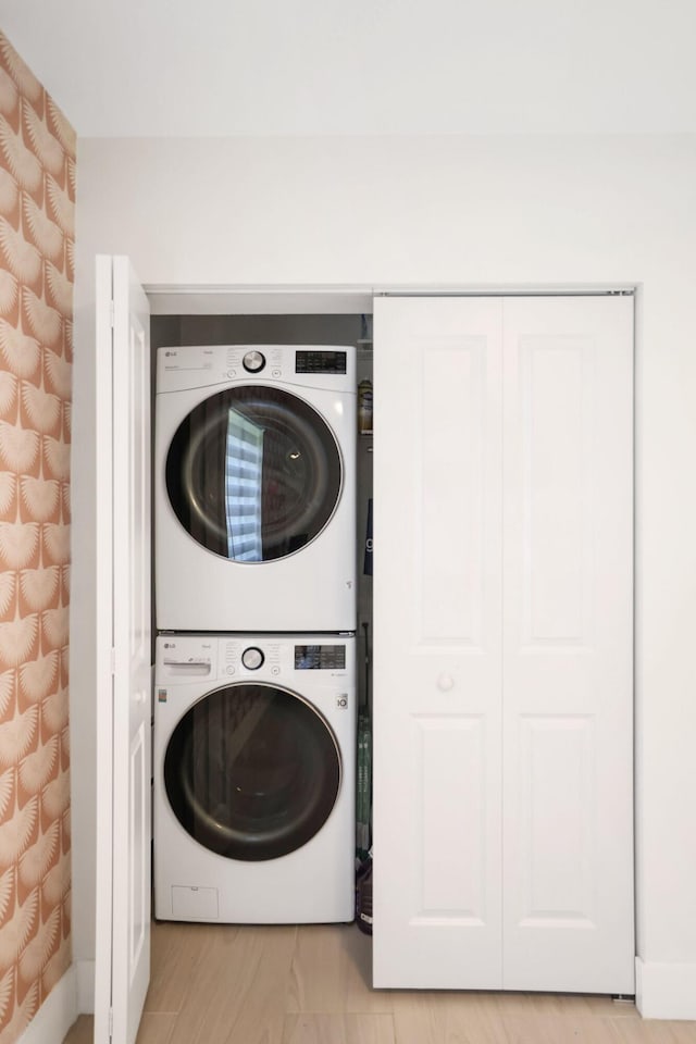 5830 SW 51st Ter, Miami, FL 33155 - laundry room with stacked washer / dryer