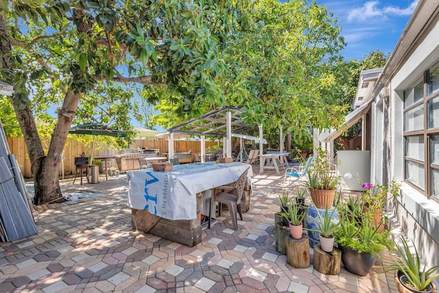 2425 S Florida Mango Rd, West Palm Beach, FL 33406 - view of patio / terrace featuring a fenced backyard