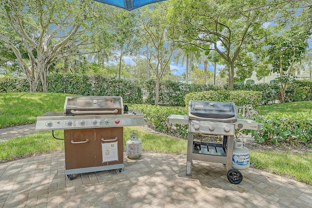 1537 E Hillsboro Blvd Unit 341, Deerfield Beach, FL 33441 - view of patio / terrace with a grill
