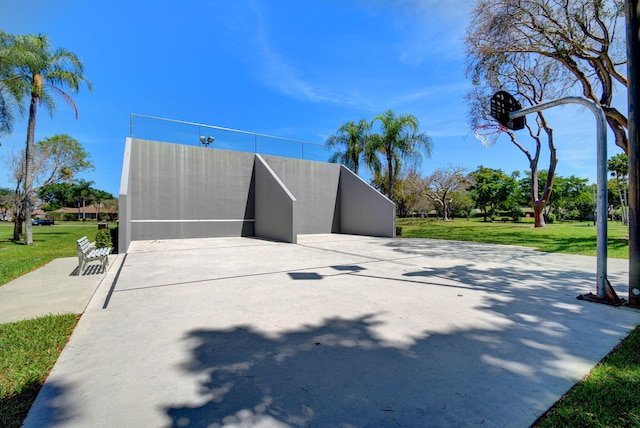 8269 Springtree Rd, Boca Raton, FL 33496 - exterior space featuring a lawn